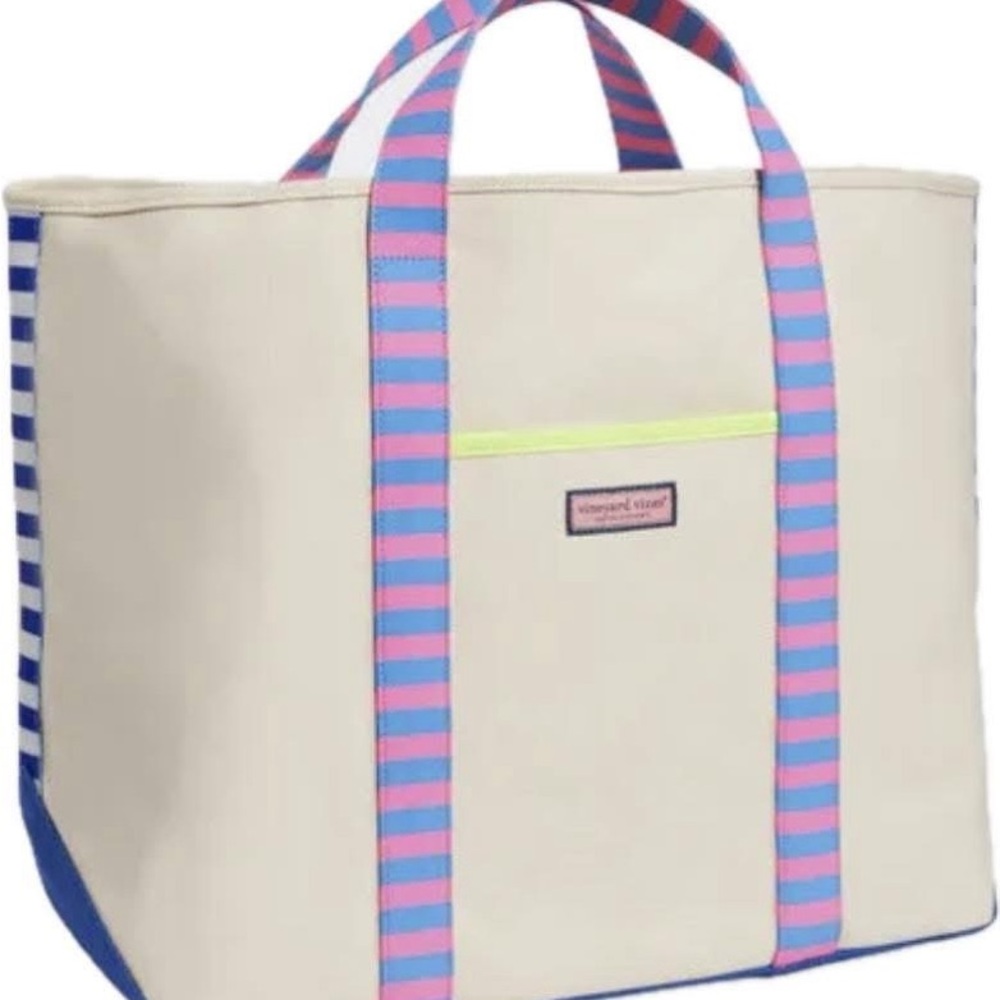 Vineyard Vines X Large Tote with Pink and Blue Accents - NWOT
